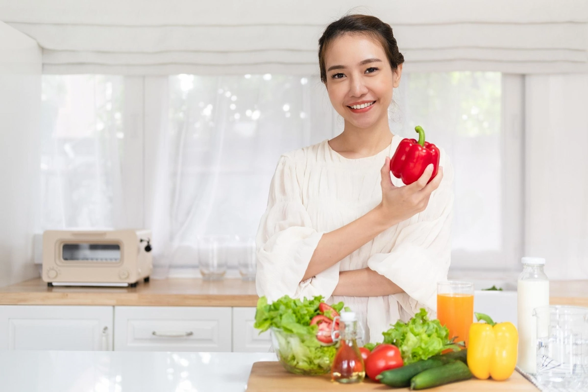 Lindungi Penglihatan dari Dalam: Makanan Terbaik dan Kapan Harus Periksa ke Dokter